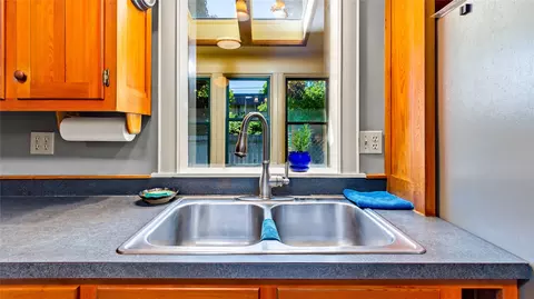 Kitchen - 844 3rd Ave E, Kalispell, MT 59901 photo 3 of 5