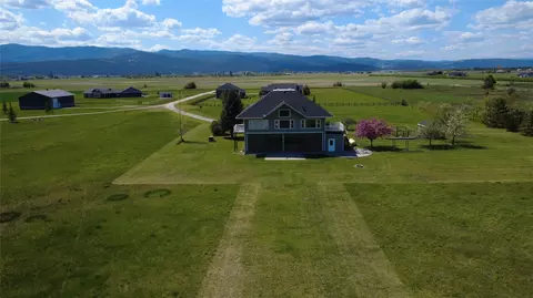33 Staggerwing Lndg, Kalispell, MT 59901