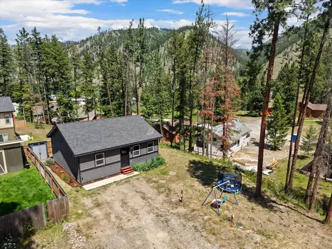 305 Alces Ct, Superior, MT 59872