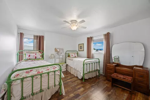 Bedroom - 317 E Stanton St, Plains, MT 59859 photo 6 of 6