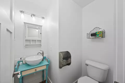 Bath - 317 E Stanton St, Plains, MT 59859 photo 1 of 5