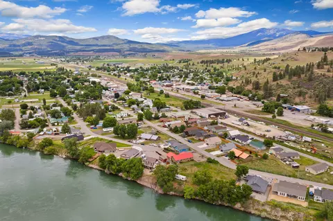 View/Area - 317 E Stanton St, Plains, MT 59859 photo 13 of 15