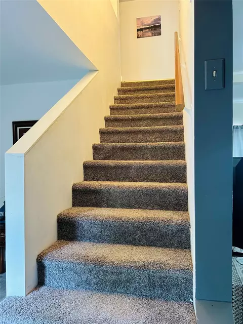 Entry Way - 617 21st St NE, Black Eagle, MT 59414 photo 1 of 3