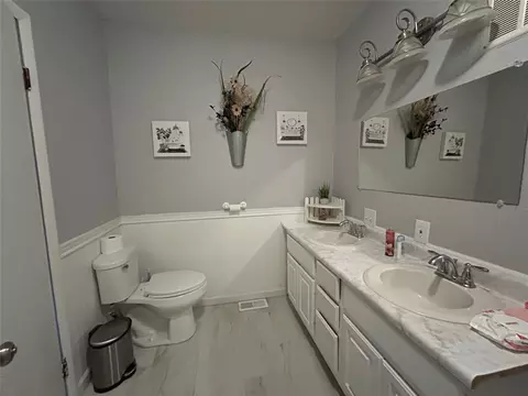 Bath - 617 21st St NE, Black Eagle, MT 59414 photo 1 of 6