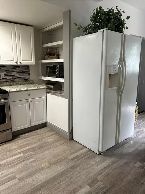 Kitchen - 617 21st St NE, Black Eagle, MT 59414 photo 1 of 4