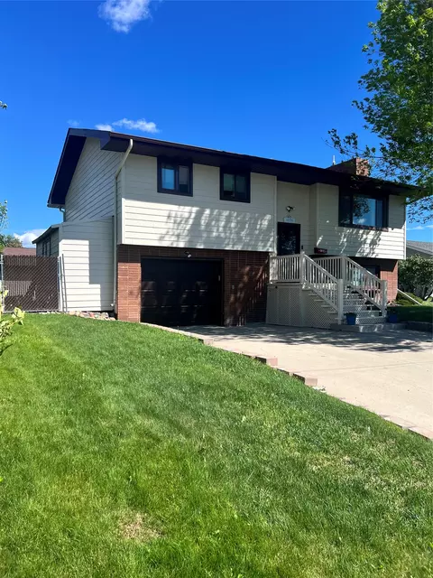 405 S Kansas St, Conrad, MT 59425