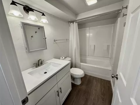 Bath - 506 1st Ave E #ABC, Eureka, MT 59917 photo 3 of 6