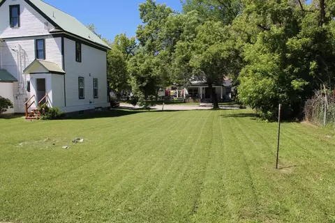 Exterior - 506 1st Ave E #ABC, Eureka, MT 59917 photo 9 of 21