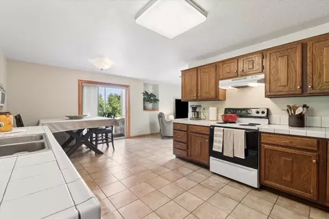 Kitchen - 201 Mallard Loop, Whitefish, MT 59937 photo 4 of 4