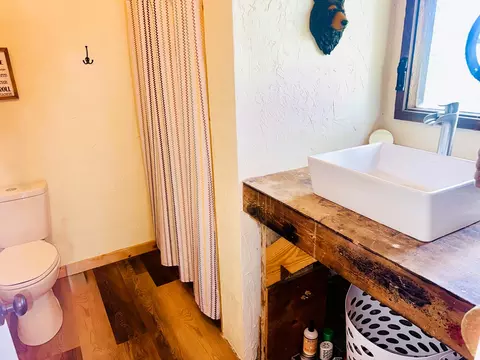 Bath - 900 Riverside Rd, Kalispell, MT 59901 photo 3 of 4
