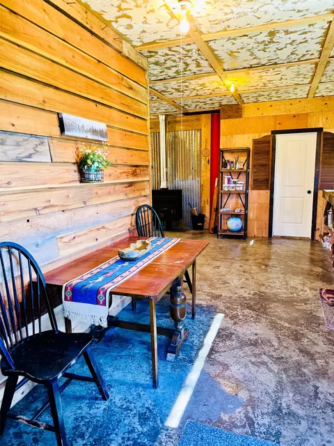 Dining - 900 Riverside Rd, Kalispell, MT 59901 photo 3 of 3