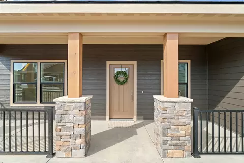 142 War Eagle, Helena, MT 59601
