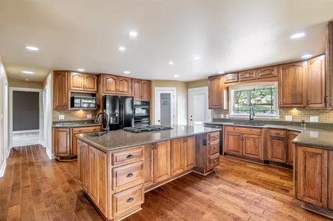 Kitchen - 13 Big Dipper Dr, Clancy, MT 59634 photo 1 of 9