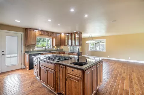 Kitchen - 13 Big Dipper Dr, Clancy, MT 59634 photo 7 of 9