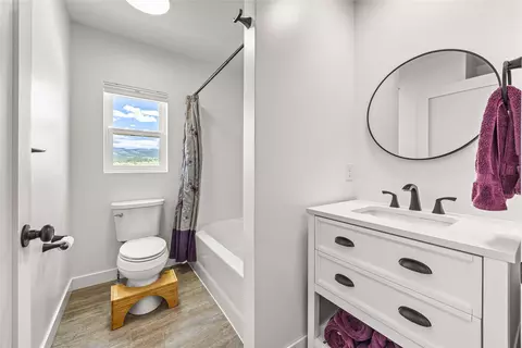 Bath - 838 Diamond Ridge Loop, Florence, MT 59833 photo 6 of 7