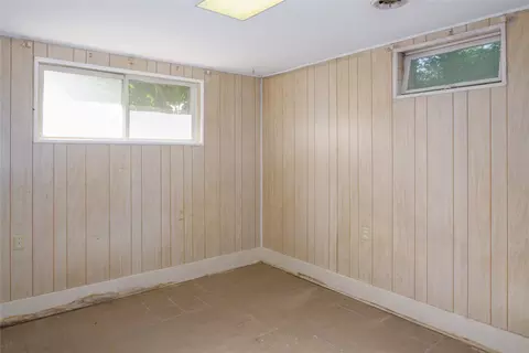 Bedroom - 33 Avenue B, Libby, MT 59923 photo 6 of 7
