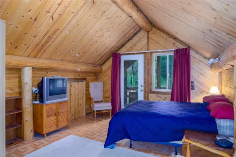 Bedroom - 364 Cedars Dr, Troy, MT 59935 photo 1 of 2