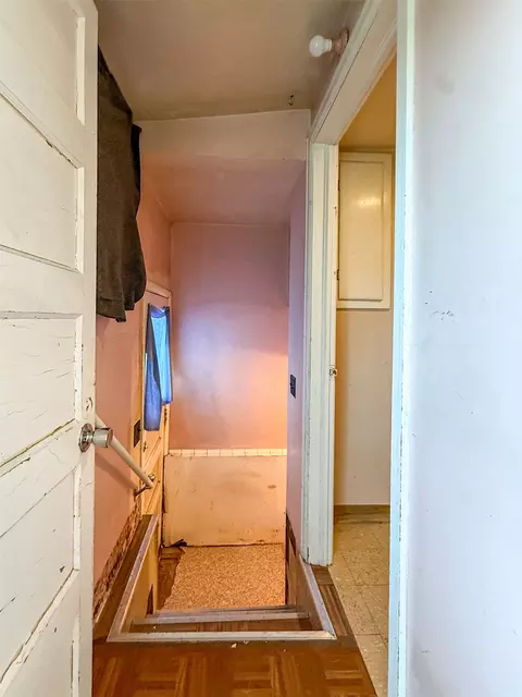 Entry Way - 114 22nd St, Black Eagle, MT 59414 photo 4 of 8
