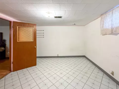 Bedroom - 114 22nd St, Black Eagle, MT 59414 photo 2 of 14