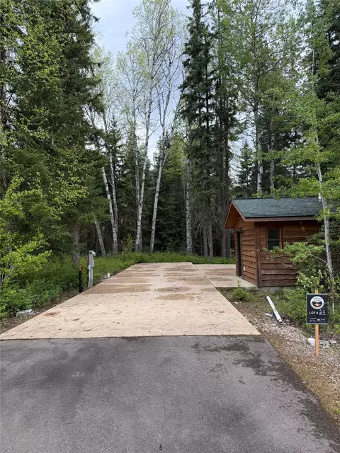 32647 Pine Meadow Dr, Bigfork, MT 59911