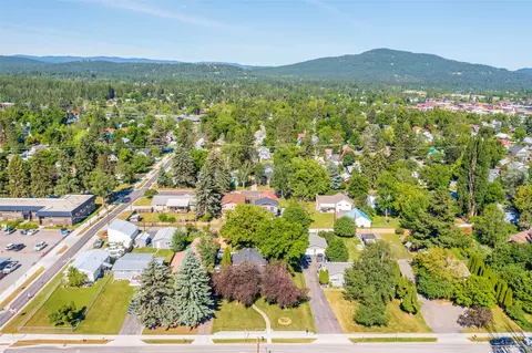 View/Area - 540 Pine Ave, Whitefish, MT 59937 photo 2 of 4