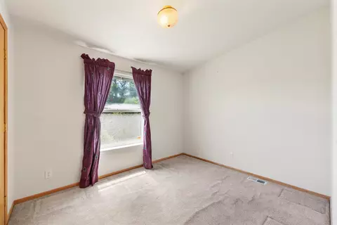 Bedroom - 81 Yellowstone Trl, Whitehall, MT 59759 photo 5 of 5