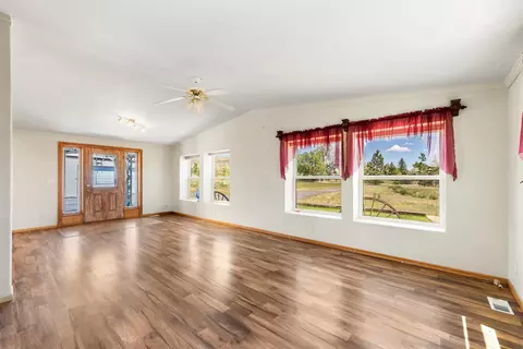 Living - 81 Yellowstone Trl, Whitehall, MT 59759 photo 1 of 4