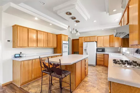 Kitchen - 81 Yellowstone Trl, Whitehall, MT 59759 photo 3 of 4