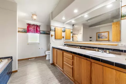 Bath - 81 Yellowstone Trl, Whitehall, MT 59759 photo 1 of 3