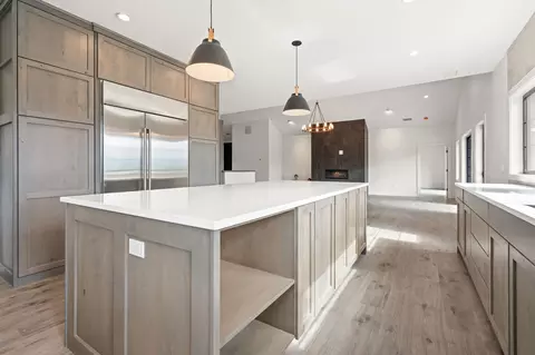 Kitchen - 166 Blacktail Loop, Lakeside, MT 59922 photo 3 of 5