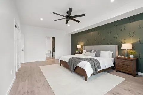 Bedroom - 166 Blacktail Loop, Lakeside, MT 59922 photo 6 of 15
