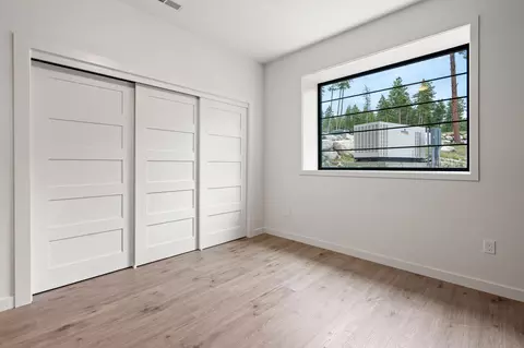 Bedroom - 166 Blacktail Loop, Lakeside, MT 59922 photo 4 of 15