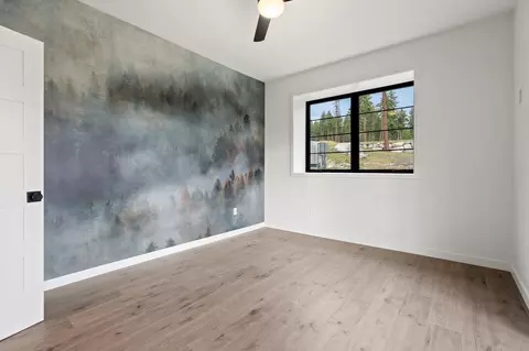 Bedroom - 166 Blacktail Loop, Lakeside, MT 59922 photo 8 of 15