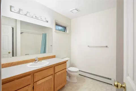 Bath - 5 Cheyenne Trl, Hamilton, MT 59840 photo 2 of 2