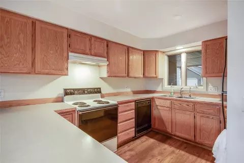 Kitchen - 5 Cheyenne Trl, Hamilton, MT 59840 photo 1 of 1