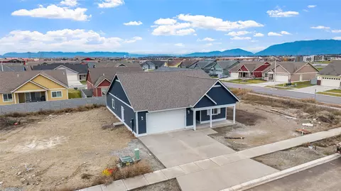 View/Area - 303 Waterleaf Ln, Kalispell, MT 59901 photo 2 of 8