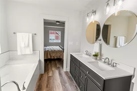Bath - 303 Waterleaf Ln, Kalispell, MT 59901 photo 2 of 3