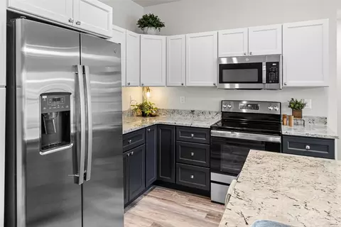 Kitchen - 303 Waterleaf Ln, Kalispell, MT 59901 photo 4 of 4