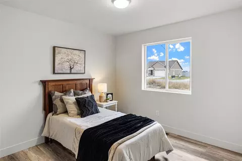 Bedroom - 303 Waterleaf Ln, Kalispell, MT 59901 photo 3 of 4