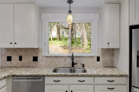 Kitchen - 112 Mallard Loop, Whitefish, MT 59937 photo 3 of 4