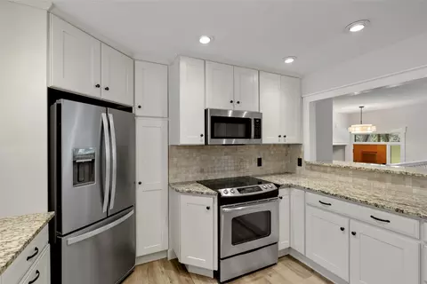 Kitchen - 112 Mallard Loop, Whitefish, MT 59937 photo 2 of 4