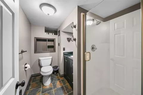 Bath - 1321 8th Ave E, Kalispell, MT 59901 photo 4 of 4