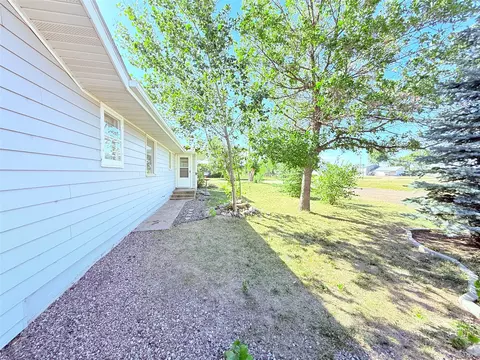 Exterior - 608 1st St, Hingham, MT 59528 photo 2 of 5