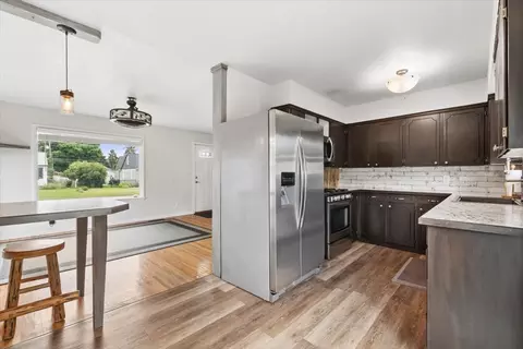 Kitchen - 1136 5th Ave E, Kalispell, MT 59901 photo 3 of 4
