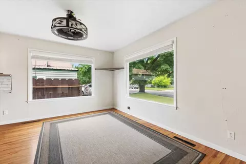 Living - 1136 5th Ave E, Kalispell, MT 59901 photo 2 of 6