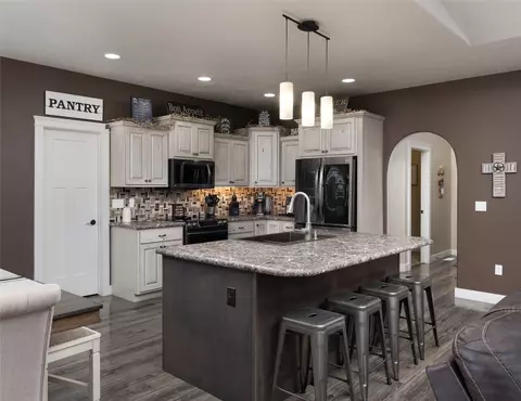 Kitchen - 15 Rolling Stone Rd, Clancy, MT 59634 photo 1 of 4