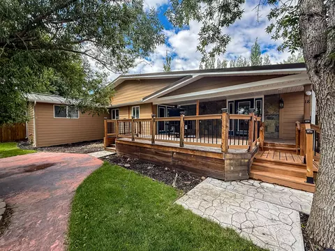 18 Park Garden Est, Great Falls, MT 59404
