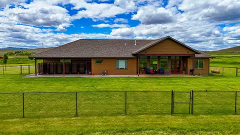 Exterior - 40800 Stinger Rd, Ronan, MT 59864 photo 5 of 9