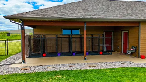 Exterior - 40800 Stinger Rd, Ronan, MT 59864 photo 6 of 9