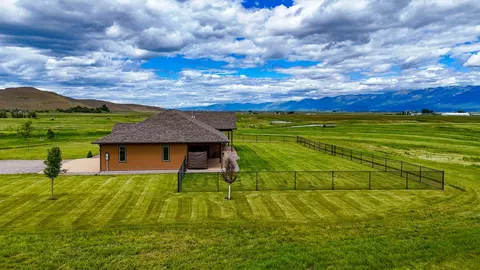 Exterior - 40800 Stinger Rd, Ronan, MT 59864 photo 8 of 9